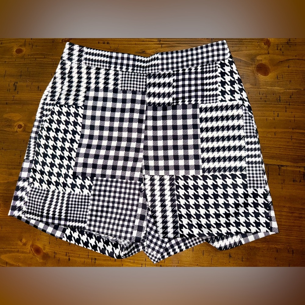 Ann Taylor Houndstooth Academia Patchwork High Waisted Shorts- Size 0